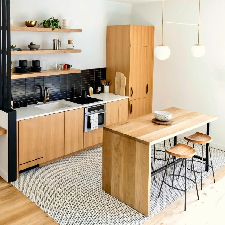 professional kitchen fitters service by skilled carpenters